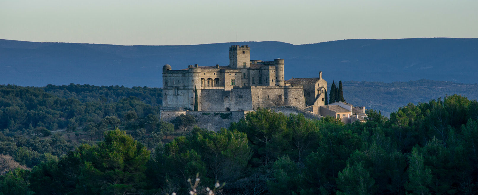 chateau-barroux-Exterieurs