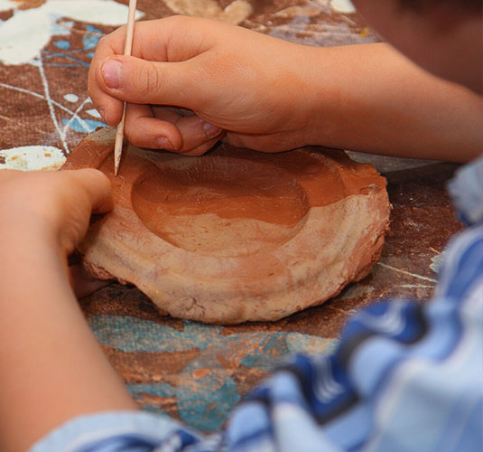 Pottenbakken en boetseren in Beaumes-de-Venise